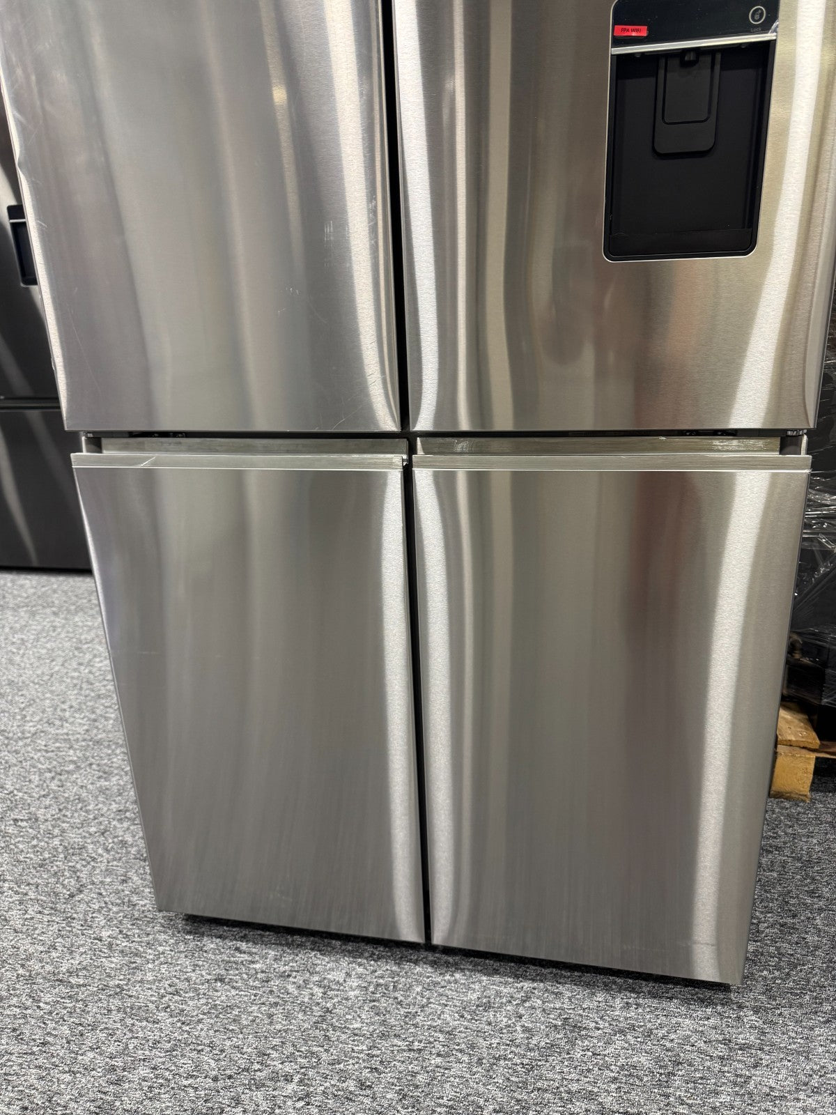 New UNUSED Fisher & Paykel RF605QNUVX1 Fridge Freezer ICE BR2332