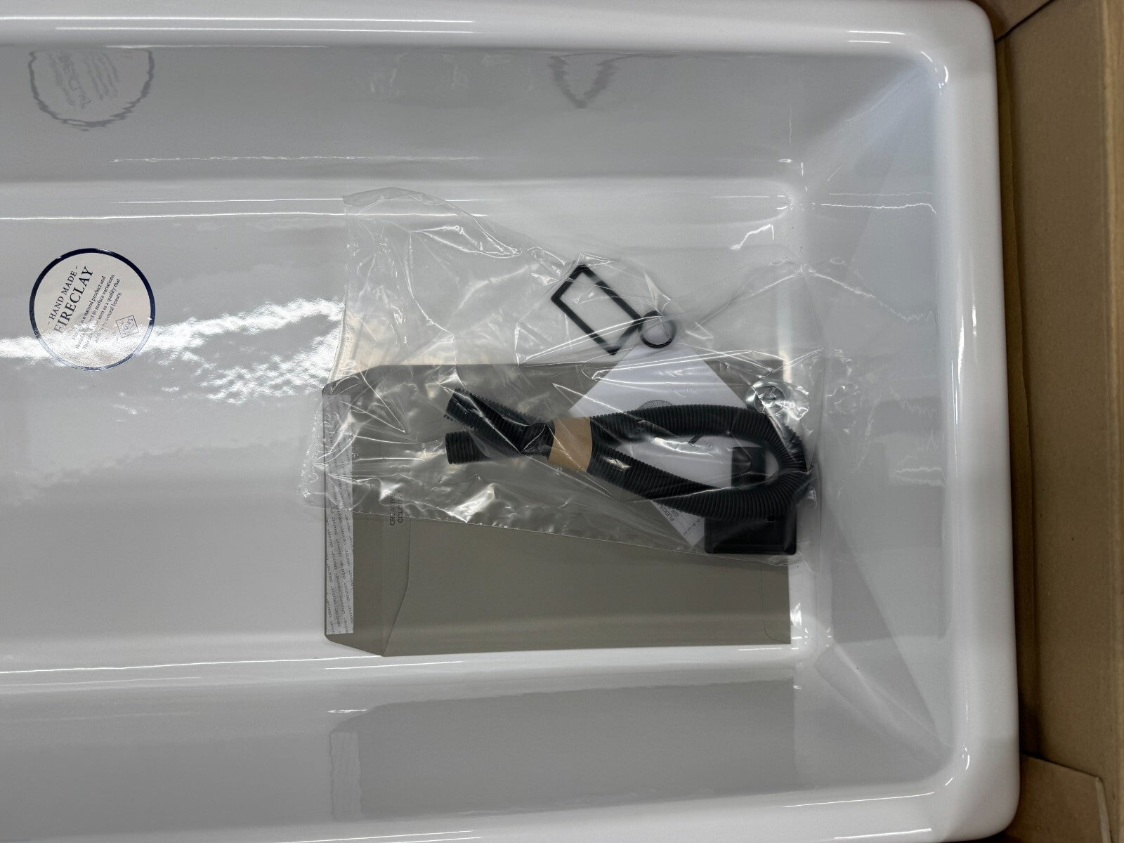 NEW Shaws Of Darwen SCBU101WH Single bowl 100cm sink white BR2190