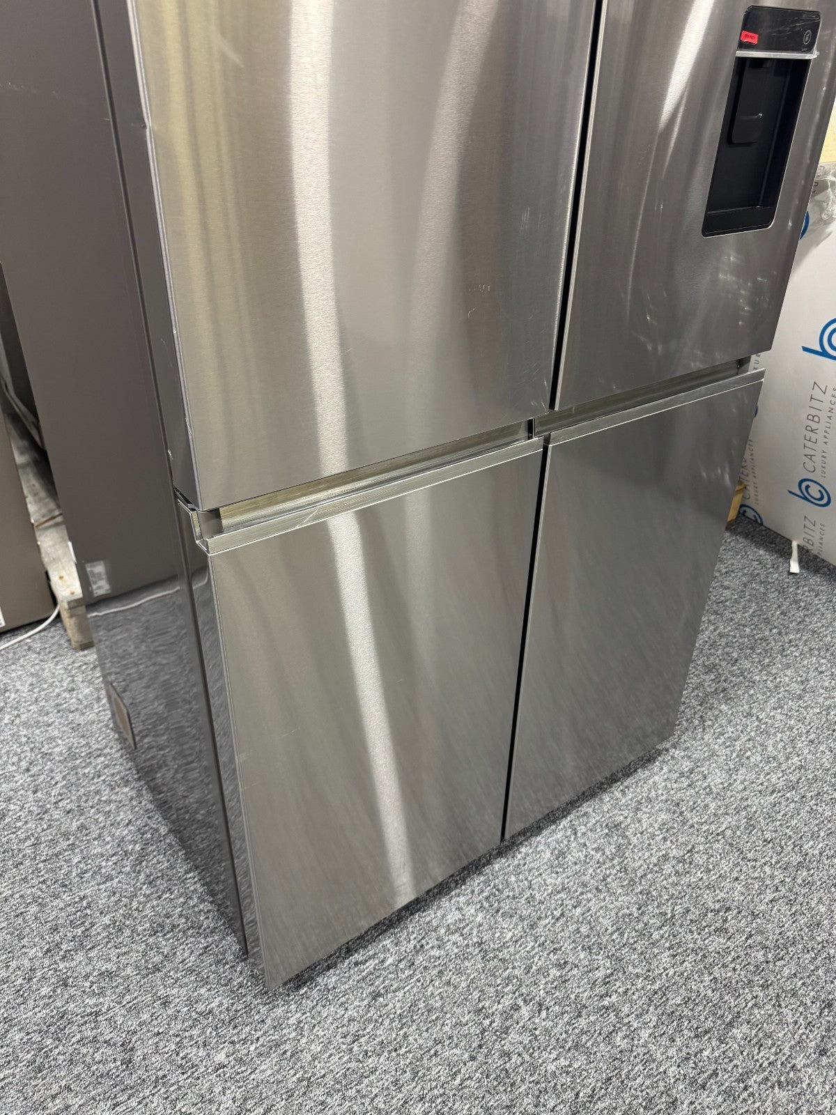 New UNUSED Fisher & Paykel RF605QNUVX1 Fridge Freezer ICE BR2332