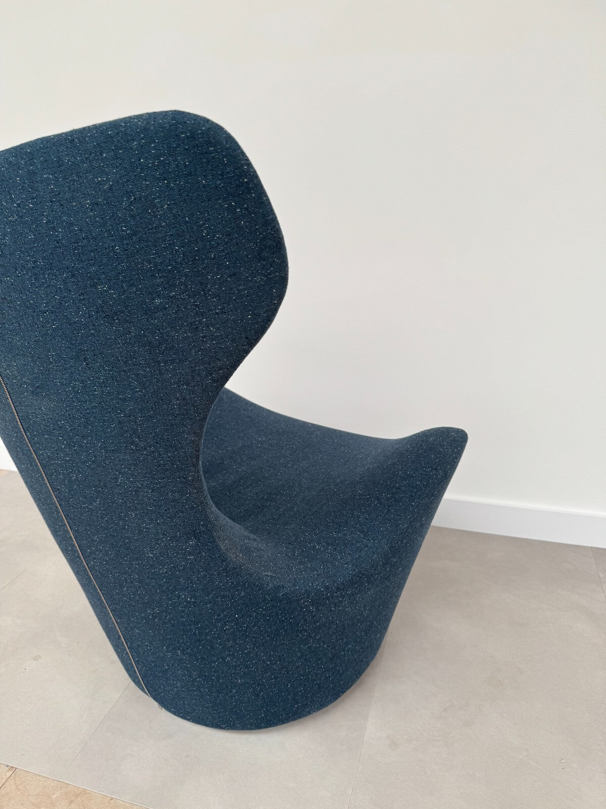 Ex Display B&B Italia Grande Papilio Swivel Lounge Blue Chair AX021