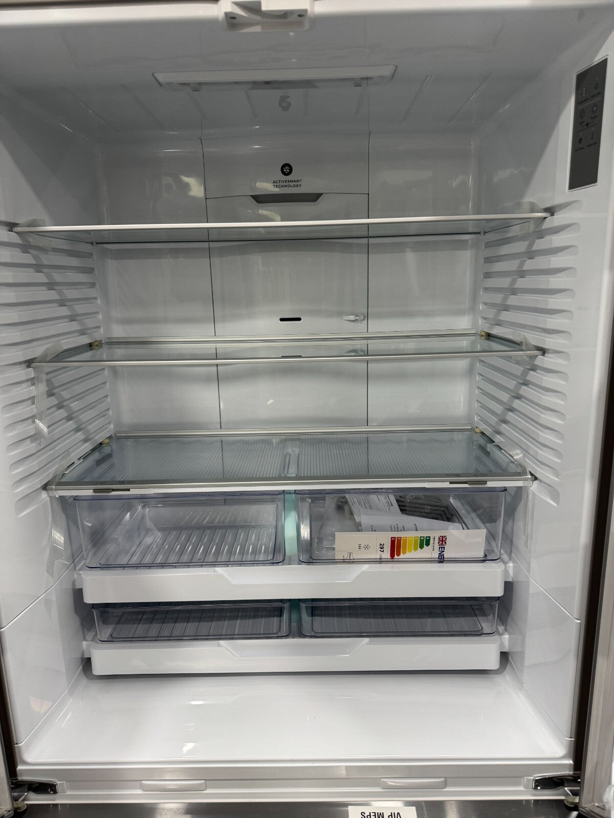 New Fisher & Paykel RF610ADX6 freestanding french door fridge freezer BR2238