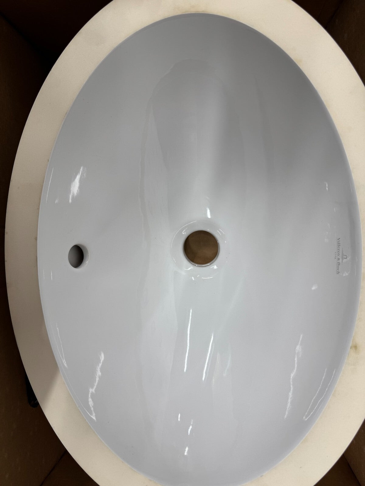 NEW Villeroy & Boch 61551001 Bathroom Sink Basin Loop &Friends white BR768