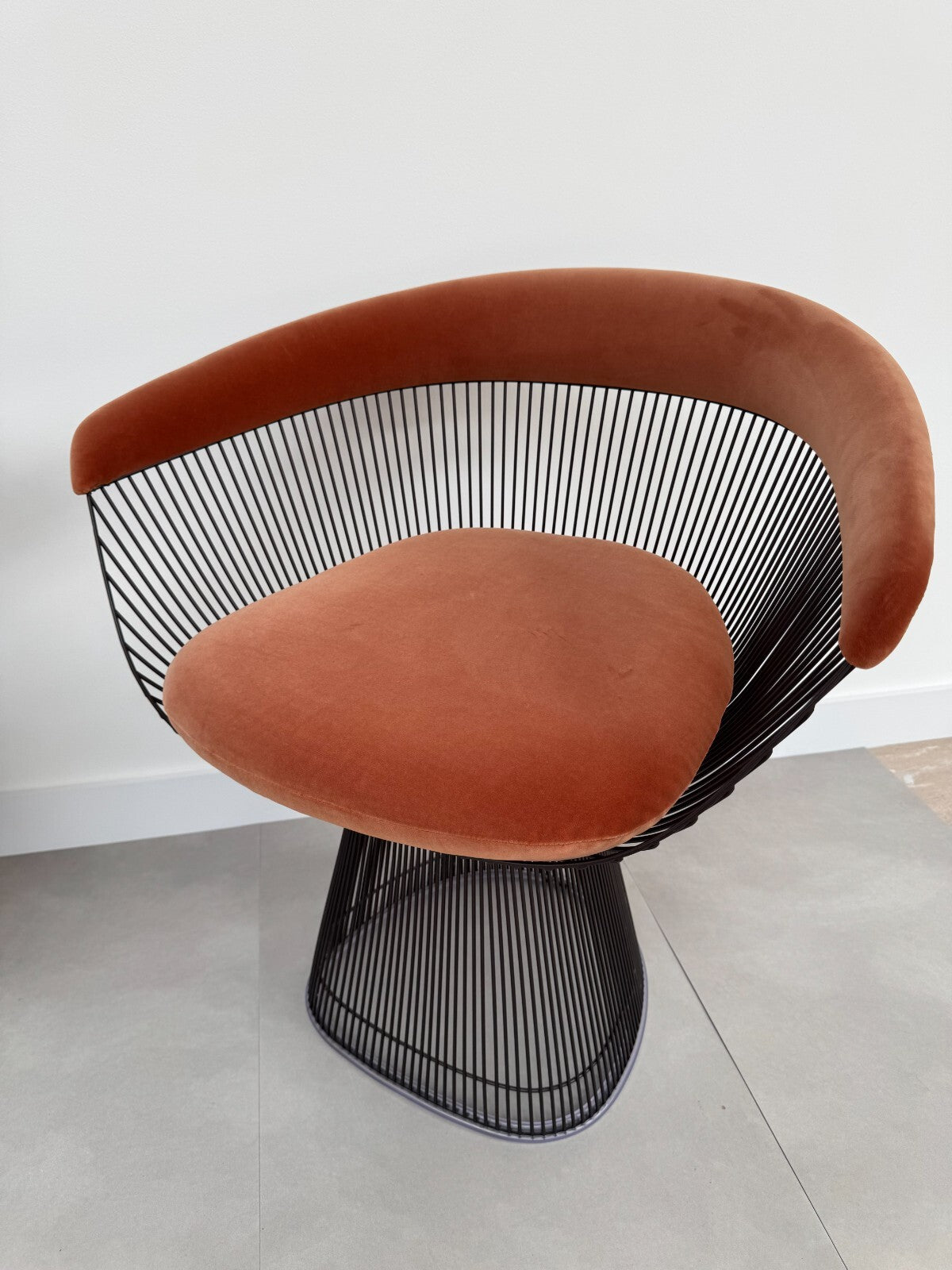 2 Ex Display Knoll Studio Warren Platner Side Chair Orange AX013