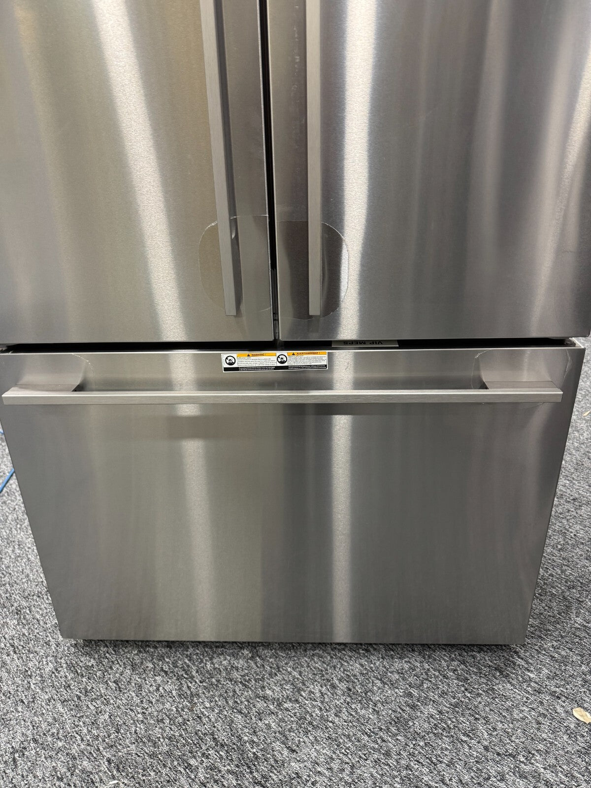 New Fisher & Paykel RF610ADX6 freestanding french door fridge freezer BR2238