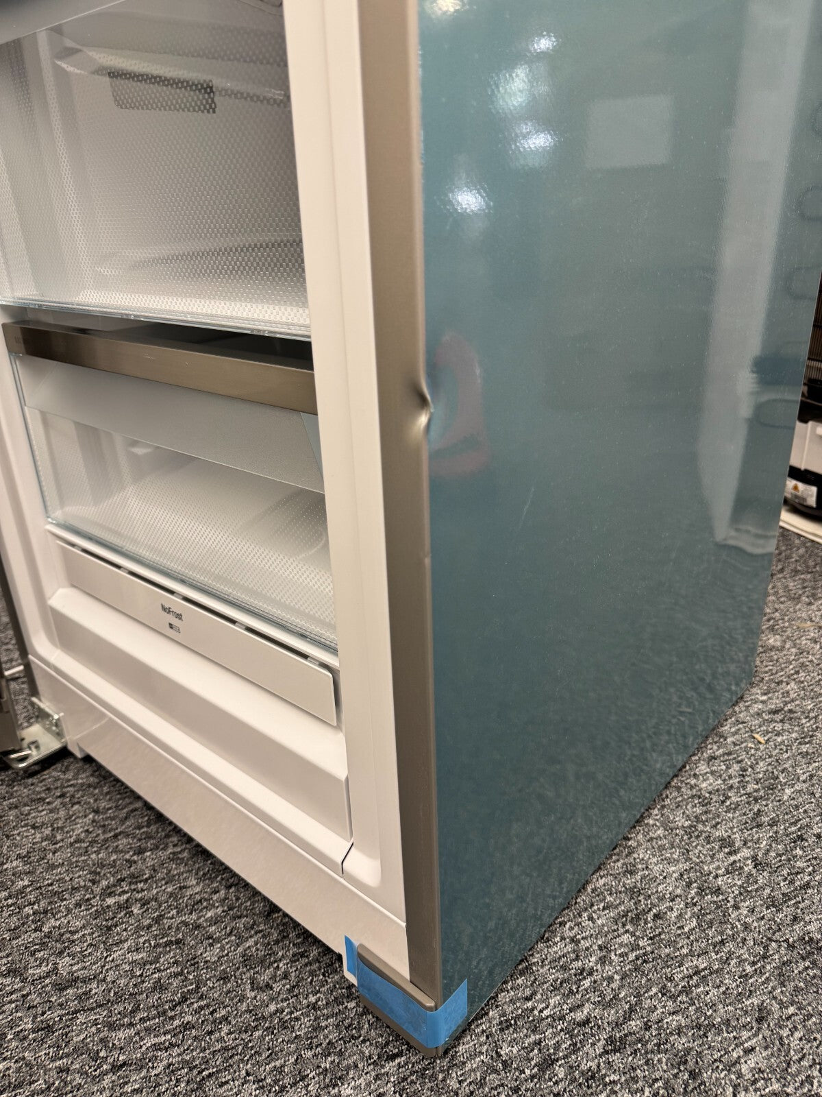 New Liebherr SFNsfe 5227 Column Freezer Freestanding frost free Silver BR2228