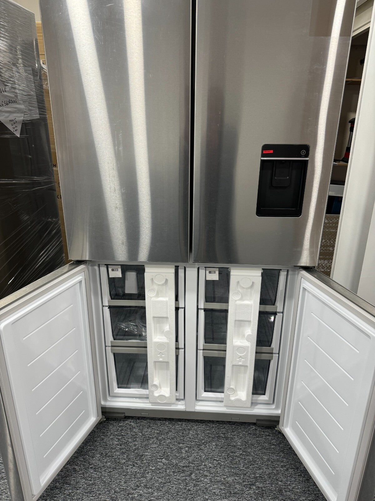 New Fisher & Paykel RF605QNUVX1 Quad Door Fridge Freezer Freestanding BR585
