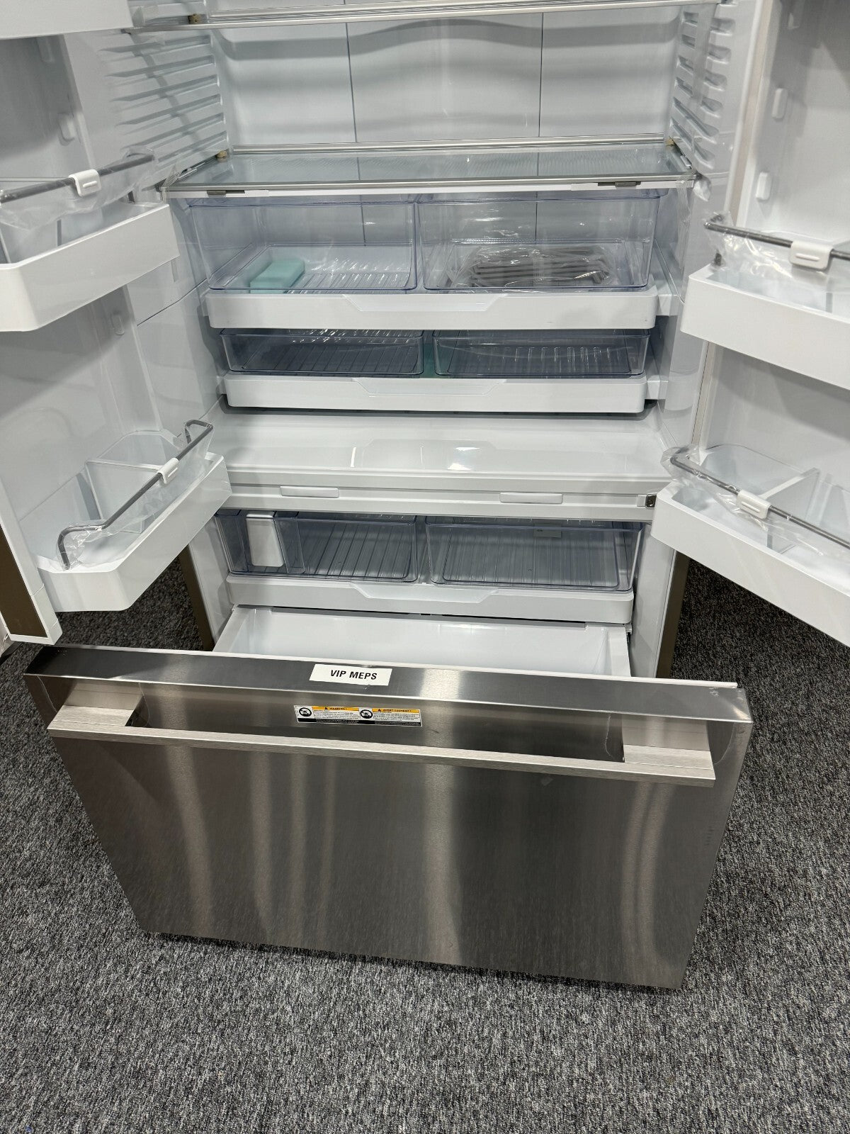 NEW Fisher & Paykel RF610ADJX7 Fridge Freezer Refrigeration Ice Appliance BR580