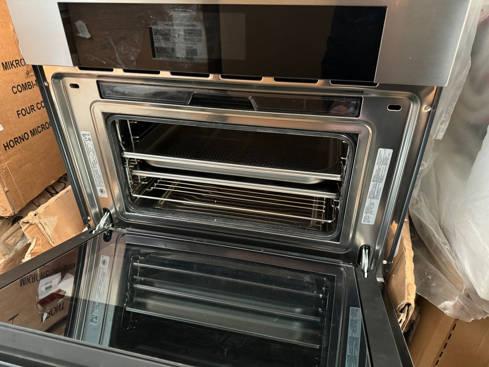 New UNUSED Bertazzoni Modern F457MODVTX Combi Steam Oven Cooker Appliance