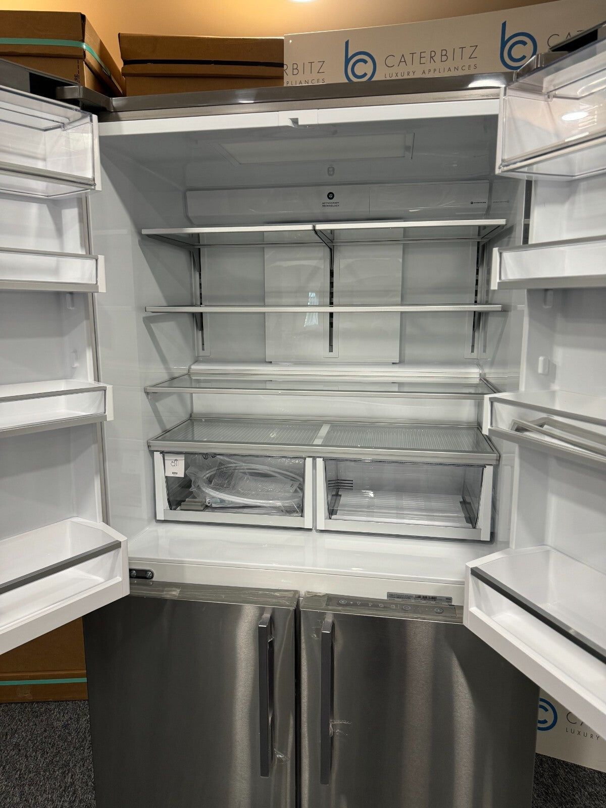 NEW Fisher & Paykel RF605QDUVX1 Fridge Freezer ice water Refrigeration BR446