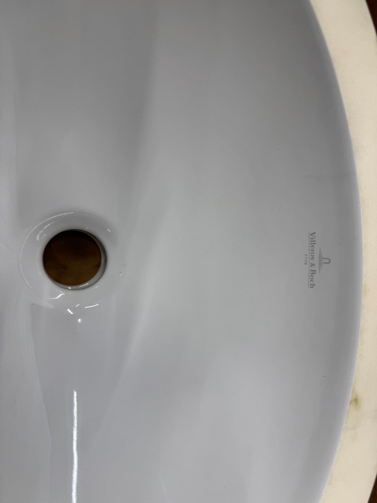 NEW Villeroy & Boch 61551001 Bathroom Sink Basin Loop &Friends white BR768