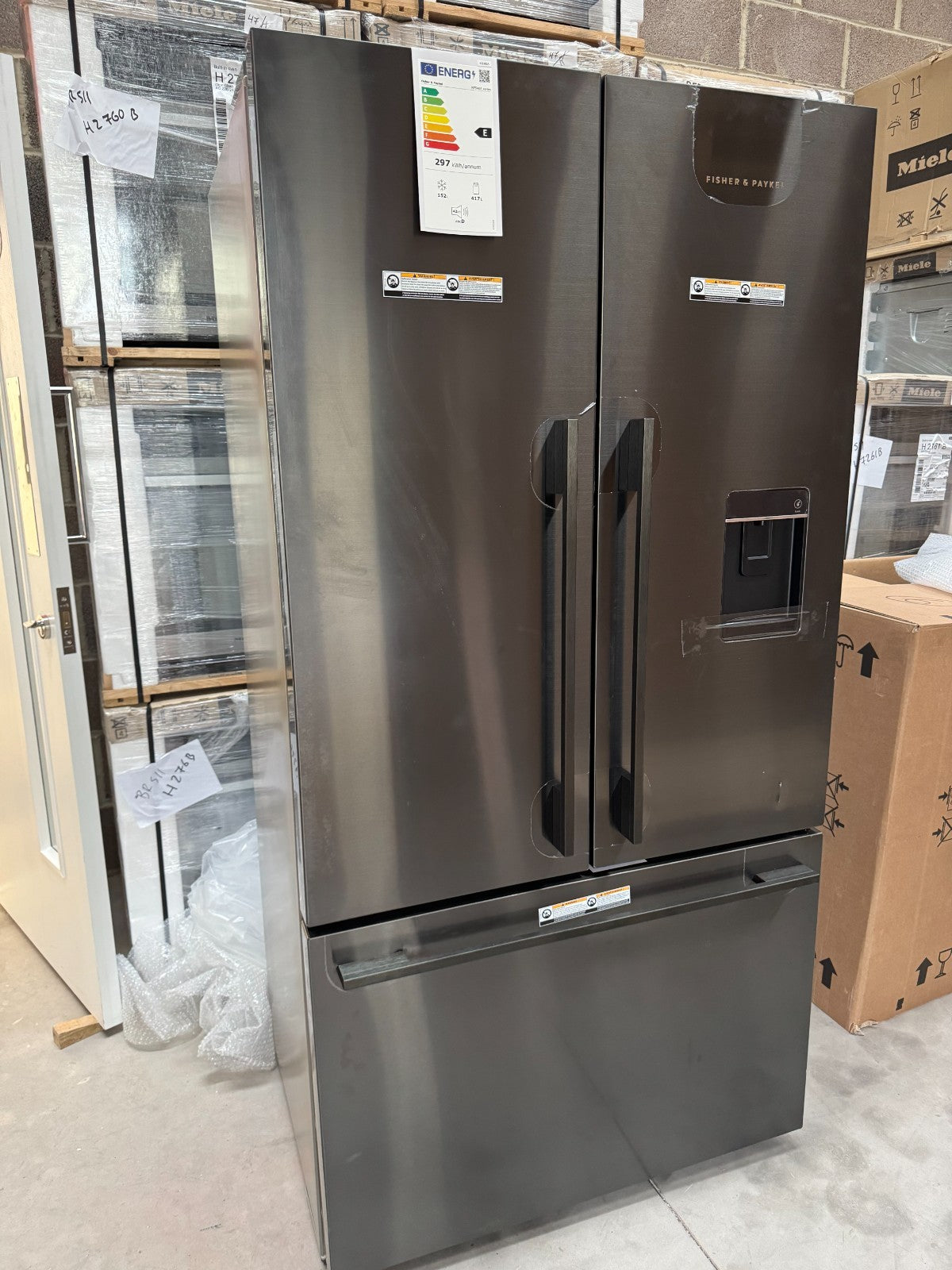 NEW Fisher & Paykel RF540ADUB7 Freestanding French Door Fridge Freezer BR2354