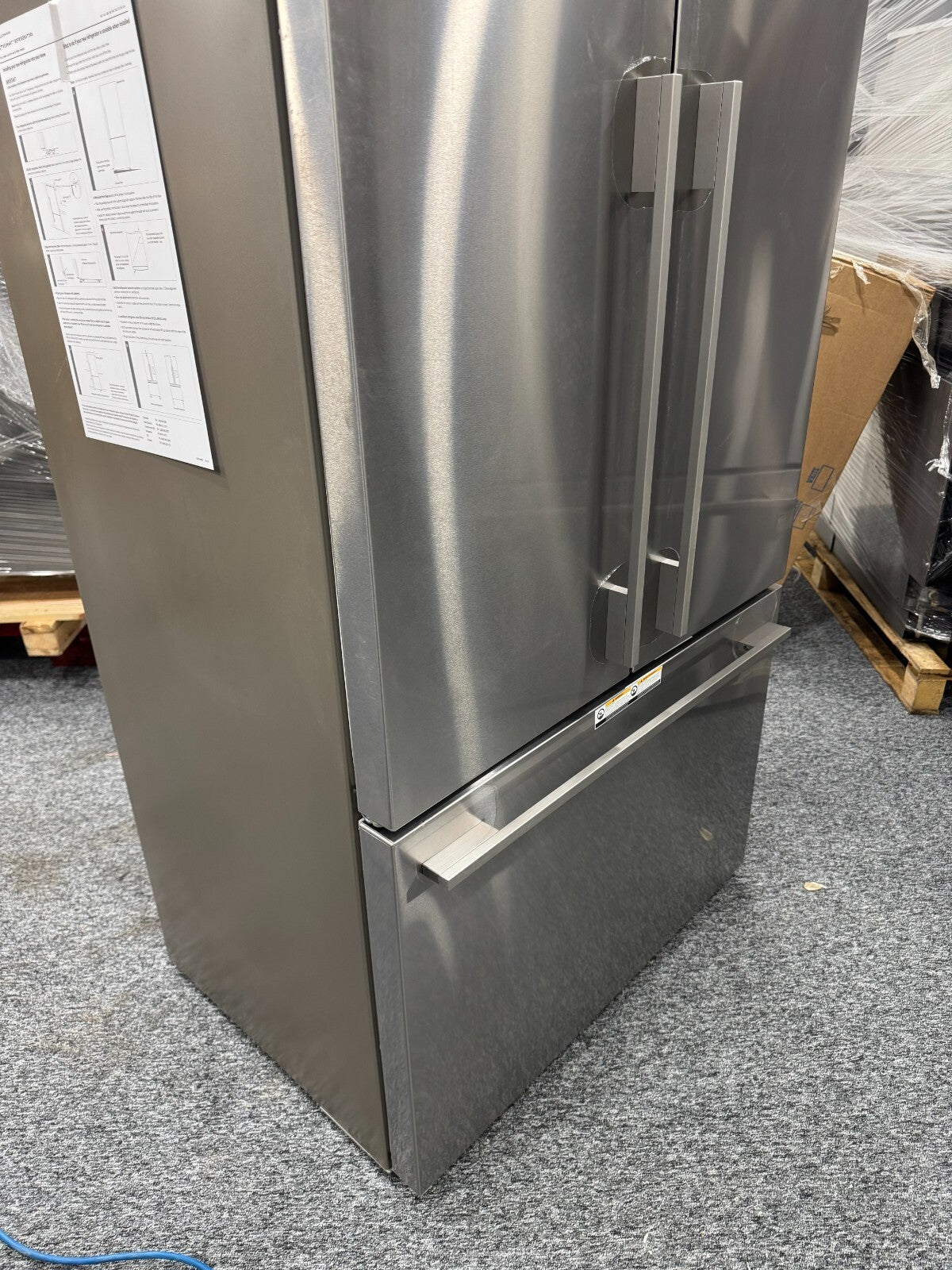 New Fisher & Paykel RF610ADX6 freestanding french door fridge freezer BR2238