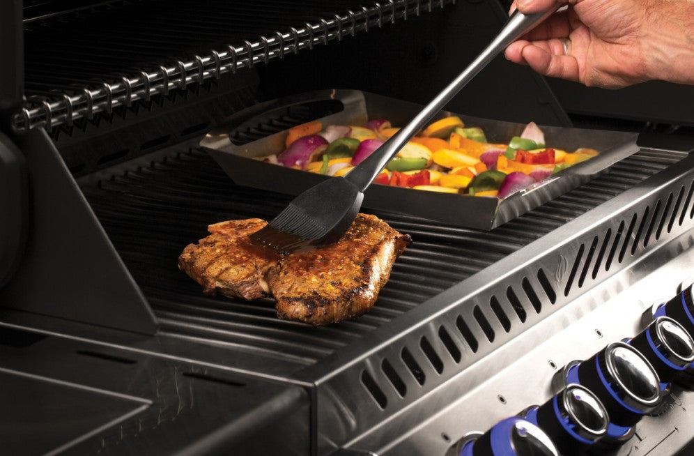Stainless Steel 3 Piece Toolset | BBQ Tools Set | Grill Spatula Tongs Brush | Premium Stainless Steel BBQ Accessories | Caterbitz UK