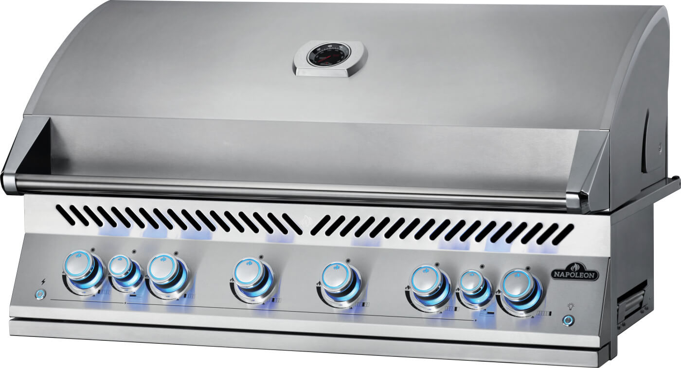 Built-In 700 Series 44 Gas Grill | 6 Burner Gas Grill | Infrared Rear Rotisserie | Stainless Steel WAVE™ Grids | Outdoor Kitchen UK | Caterbitz