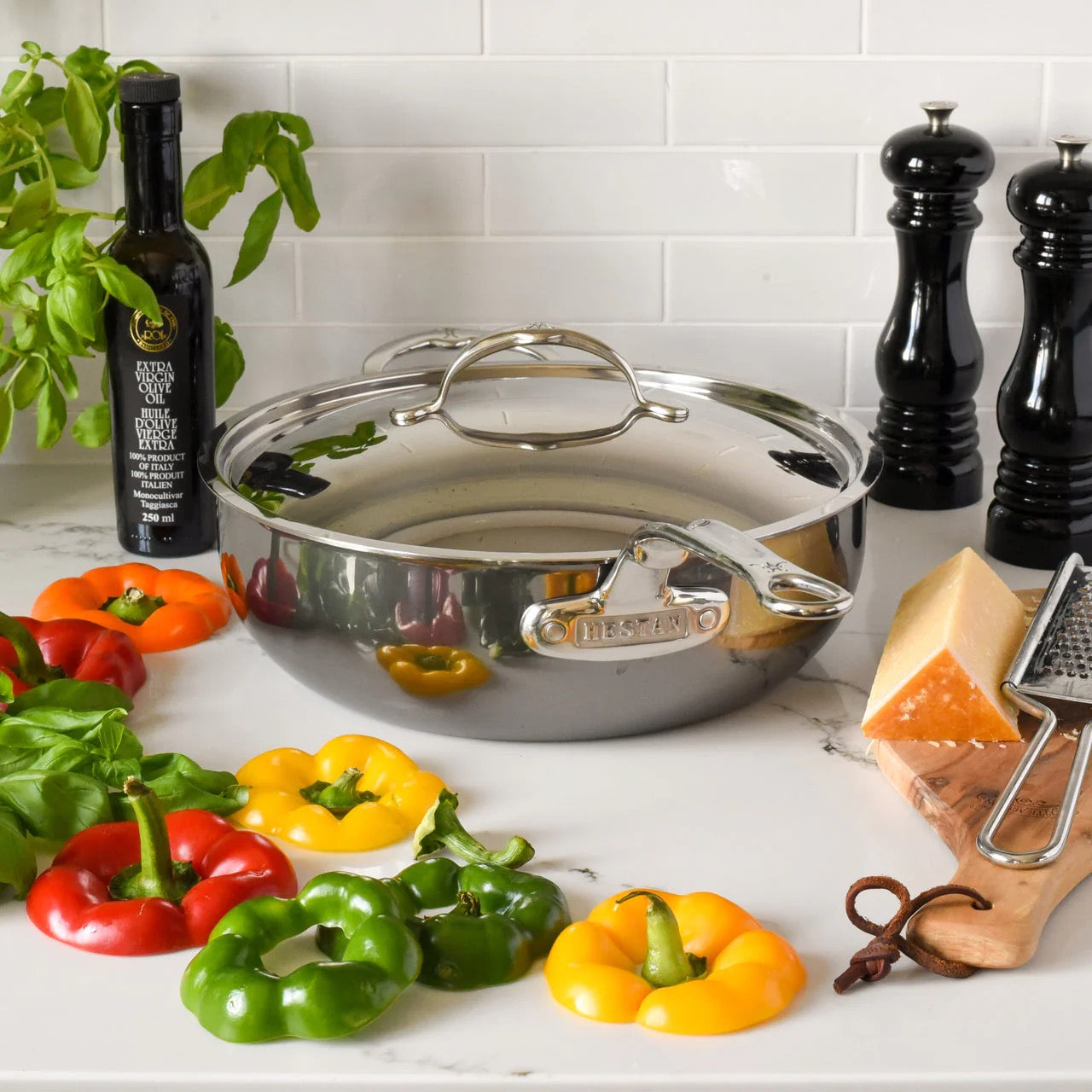 Hestan Nanobond Covered Essential Pan