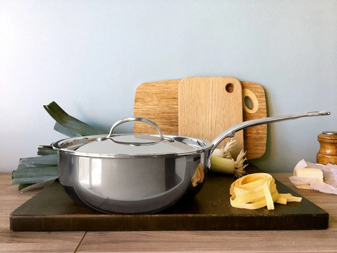 Hestan Nanobond Covered Essential Pan