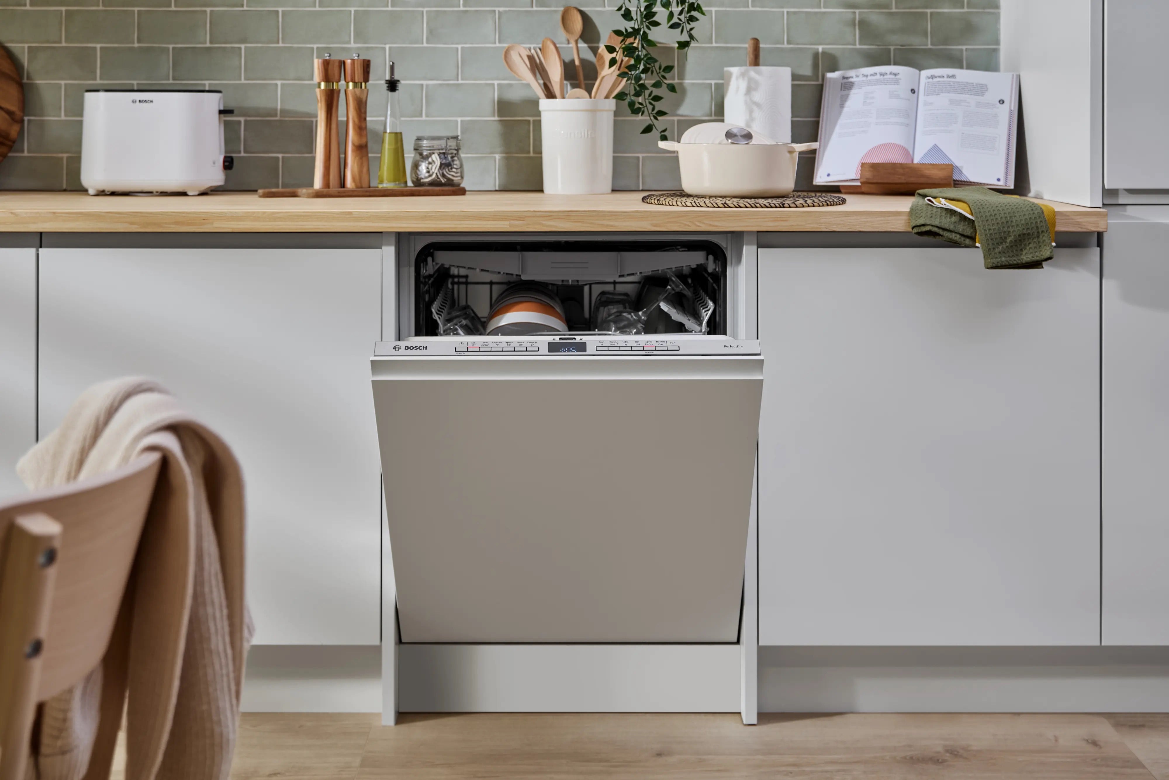 Bosch Series 6 Fully-integrated dishwasher 60 cm - SMV6ZCX10G