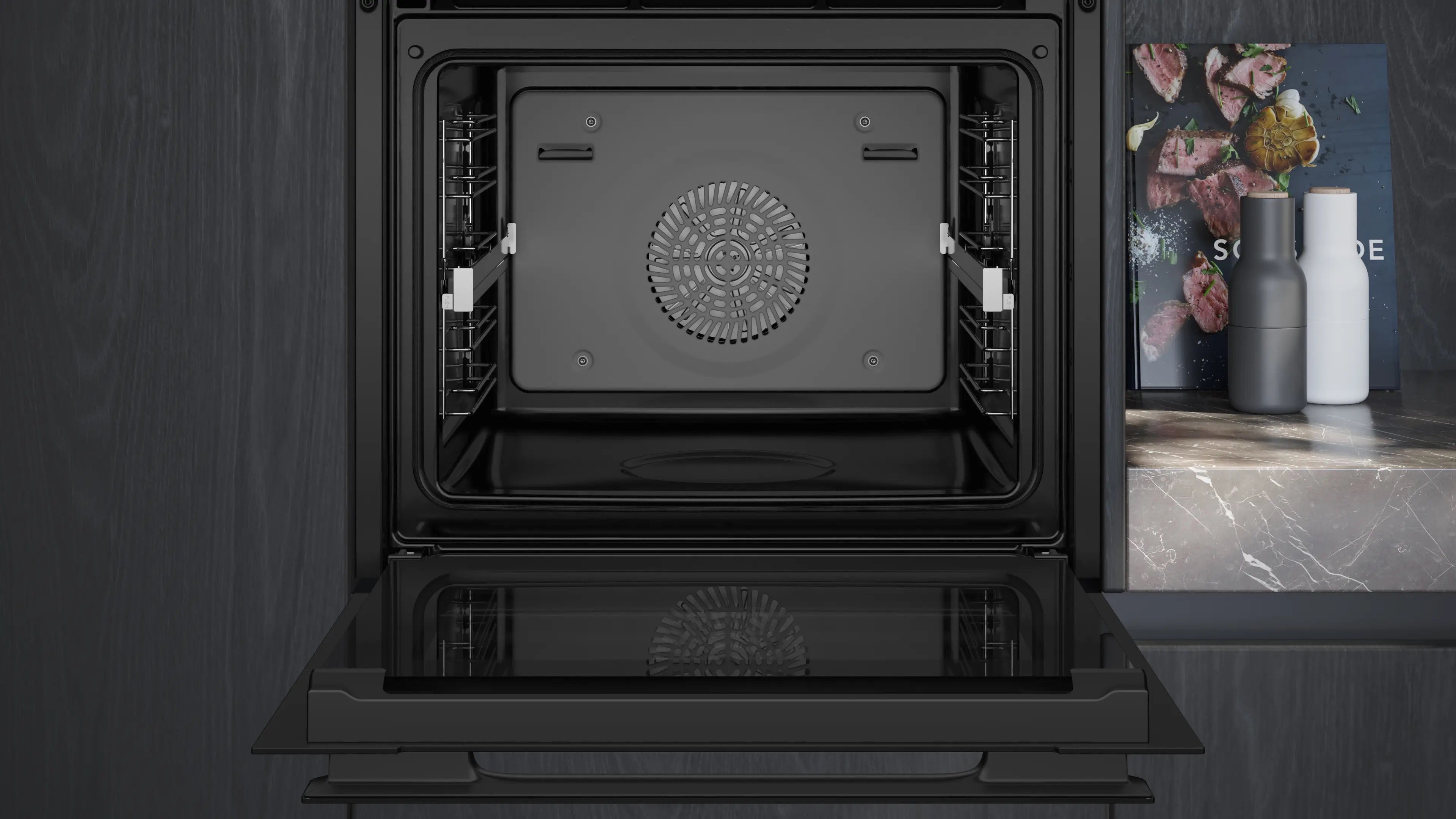 Siemens iQ700 Built-in oven with steam function 60 x 60 cm Black - HS936GCB1
