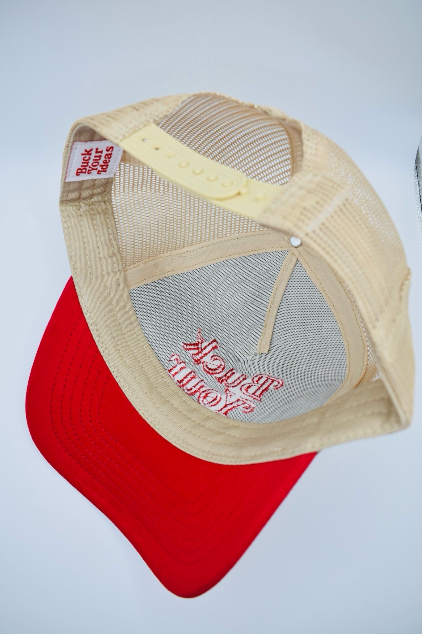 Buck your ideas Red / Cream Trucker Cap