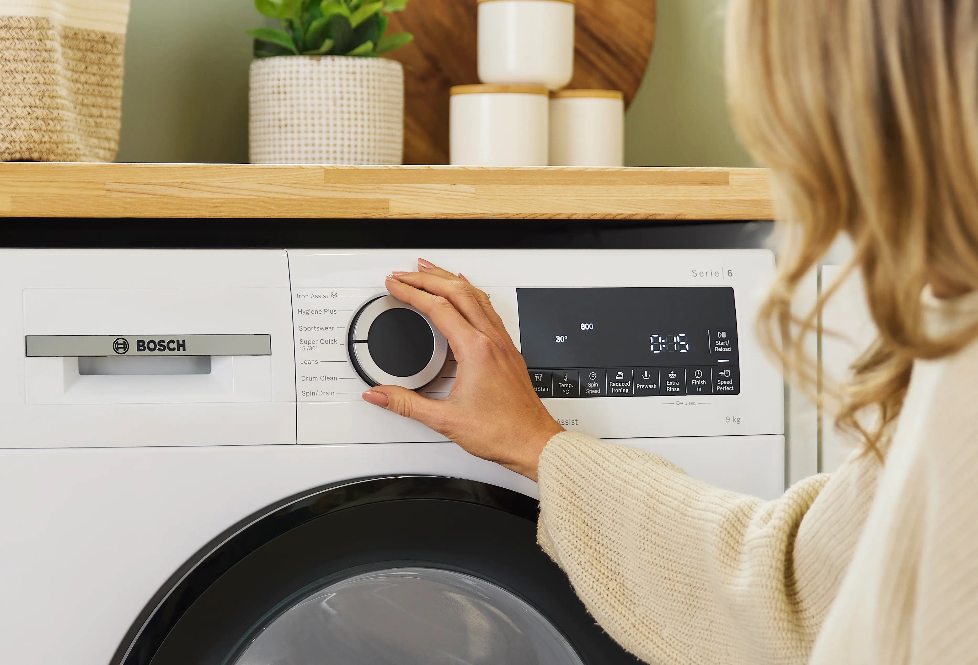 Bosch Series 6 Washing machine, front loader 9 kg max. 1400 rpm - WGG24400GB