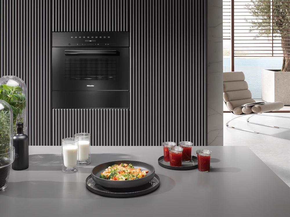 Miele Built-in microwave oven M 7244 TC Obsidian black