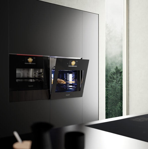 Signature Kitchen Suite Combi Steam Oven with Microwave