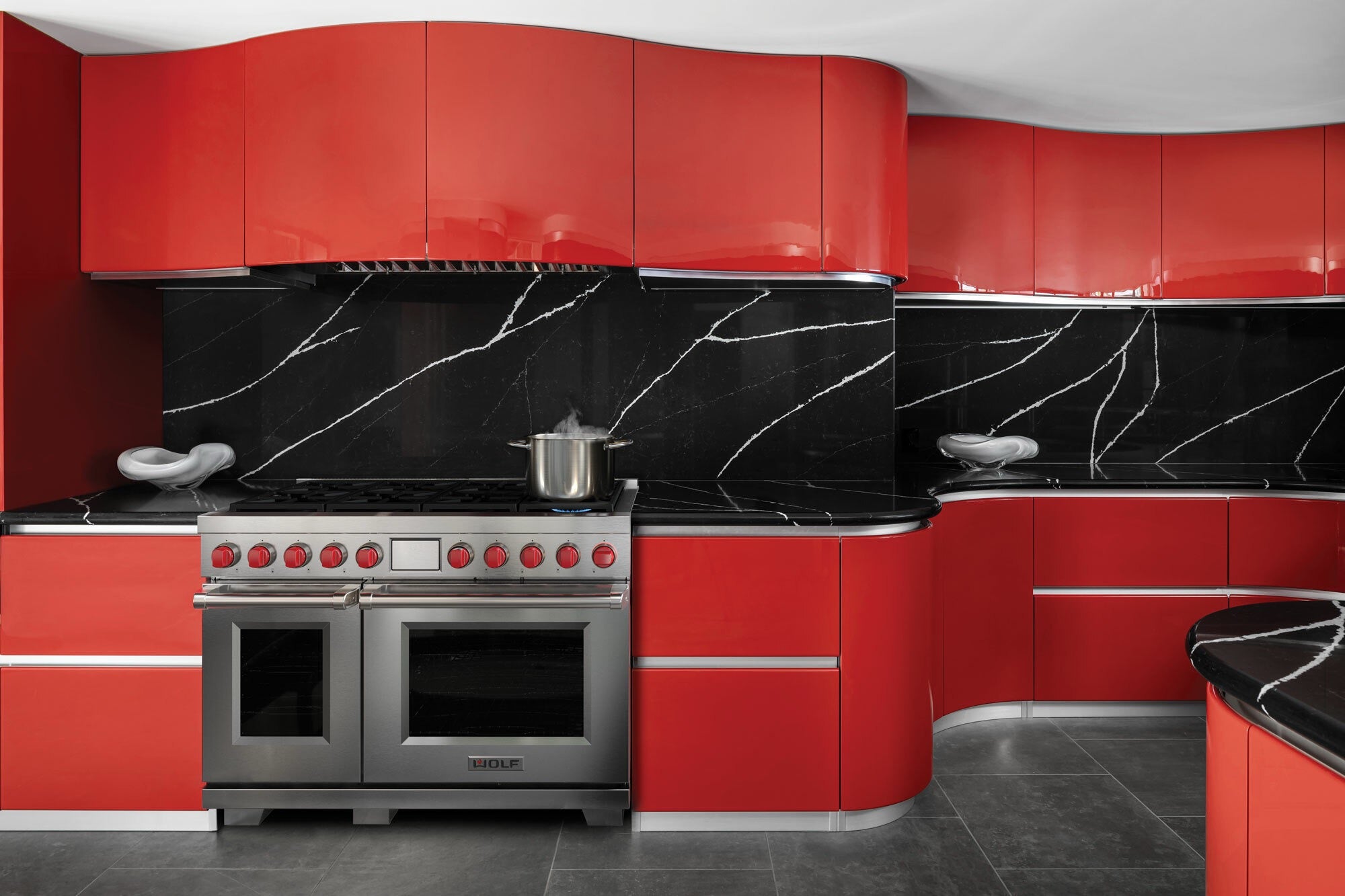 Wolf Dual Fuel Range, 8 Burner ICBDF48850/S/P