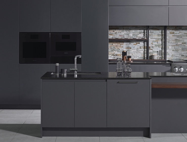 Signature Kitchen Suite PowerSteam Dishwasher