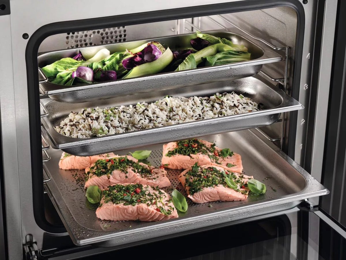 Miele VitroLine Steam Combination Oven