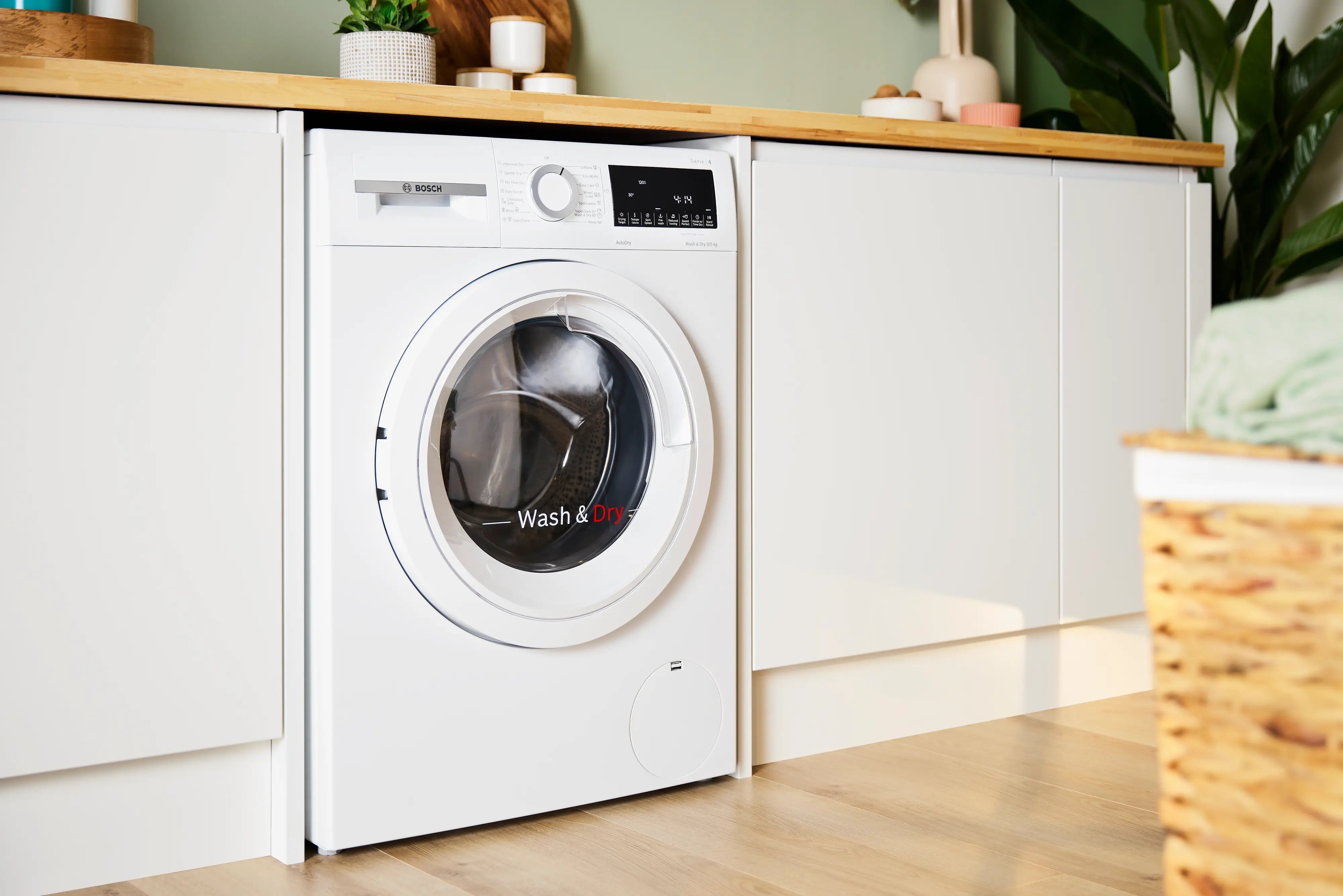 Bosch Series 4 Washer dryer 9/5 kg max. 1400 rpm - WNA144V9GB