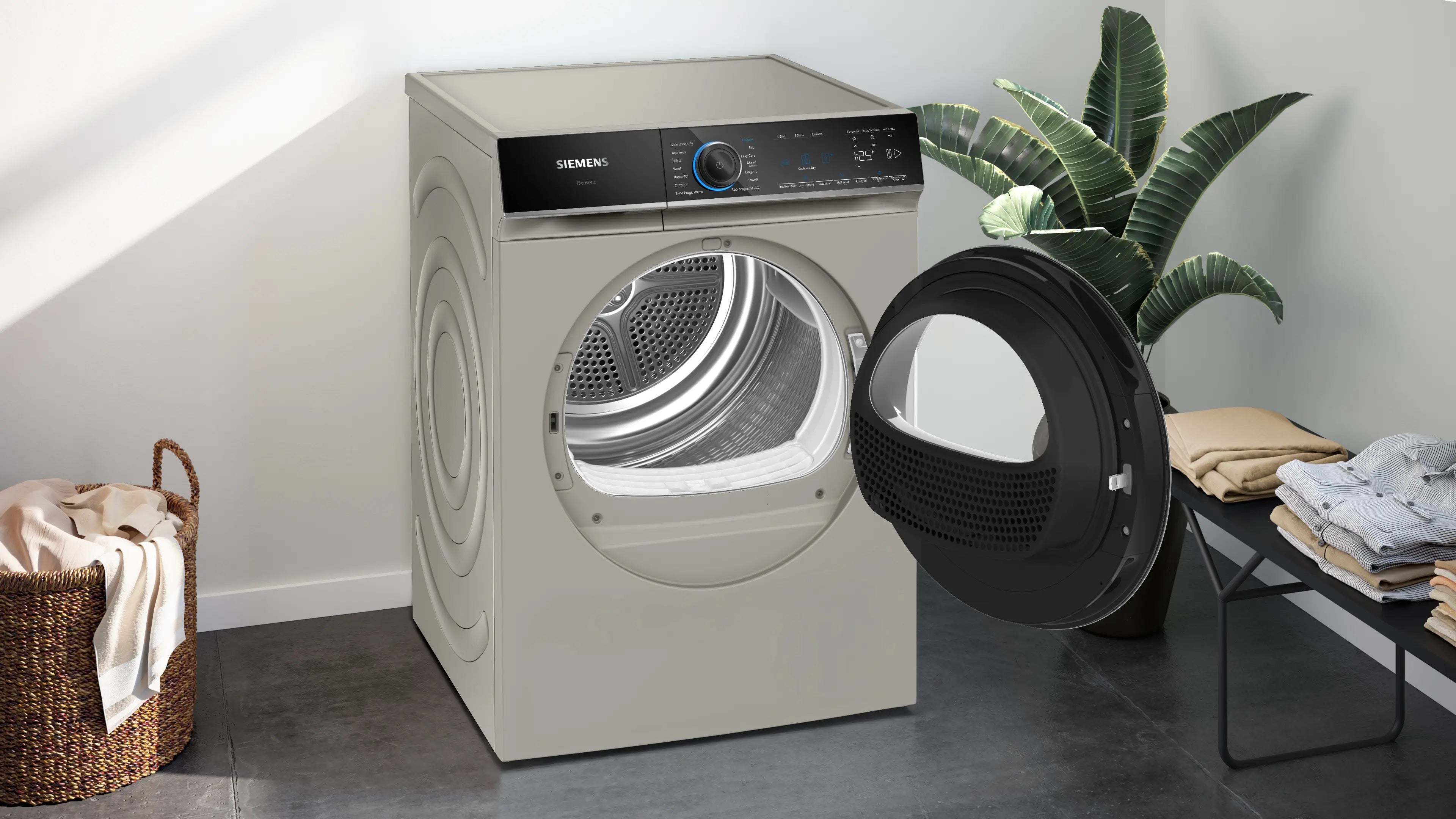 Siemens iQ700 WR47B2CSGB