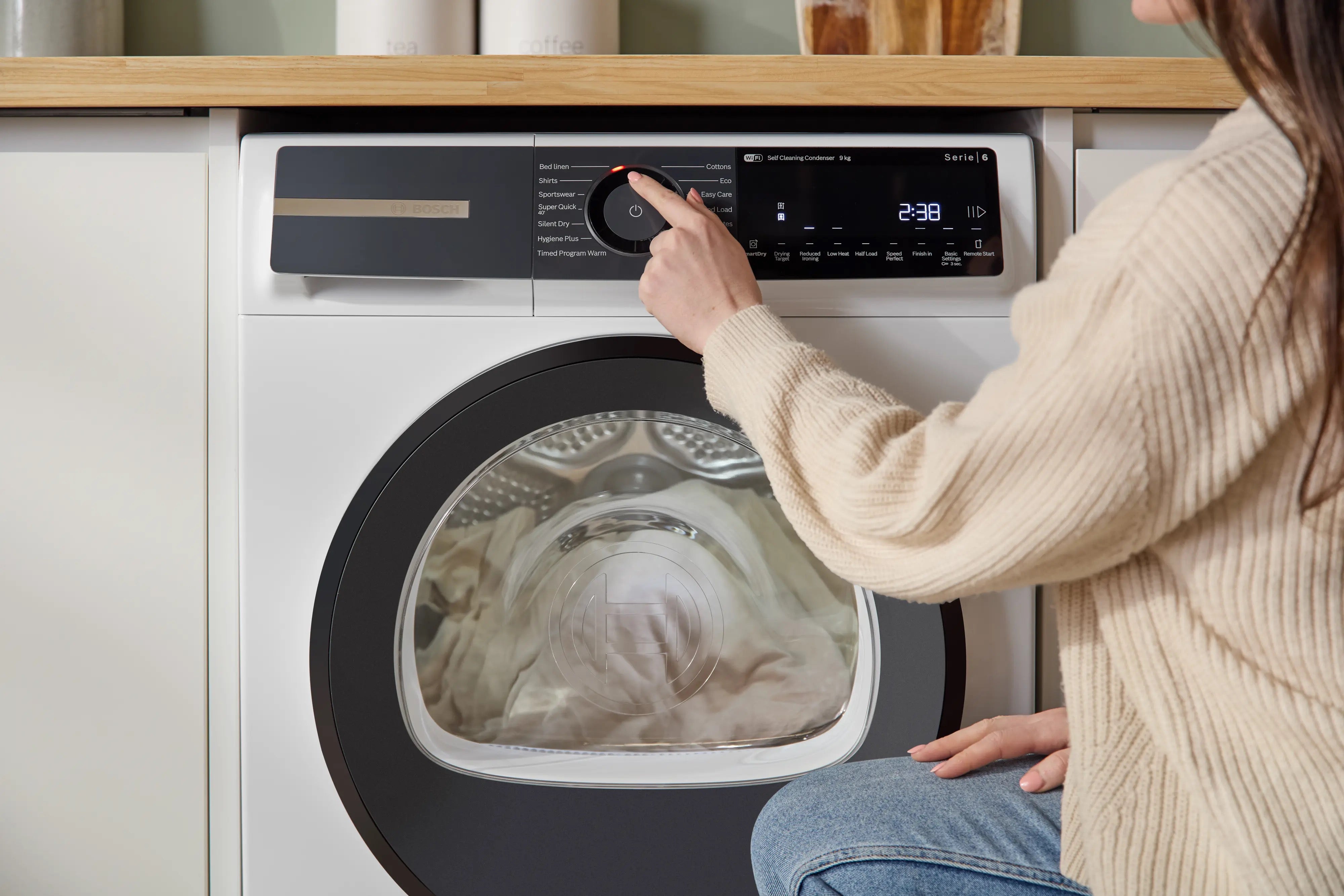 Bosch Series 6 Heat pump tumble dryer 9 kg - WQH246D9GB