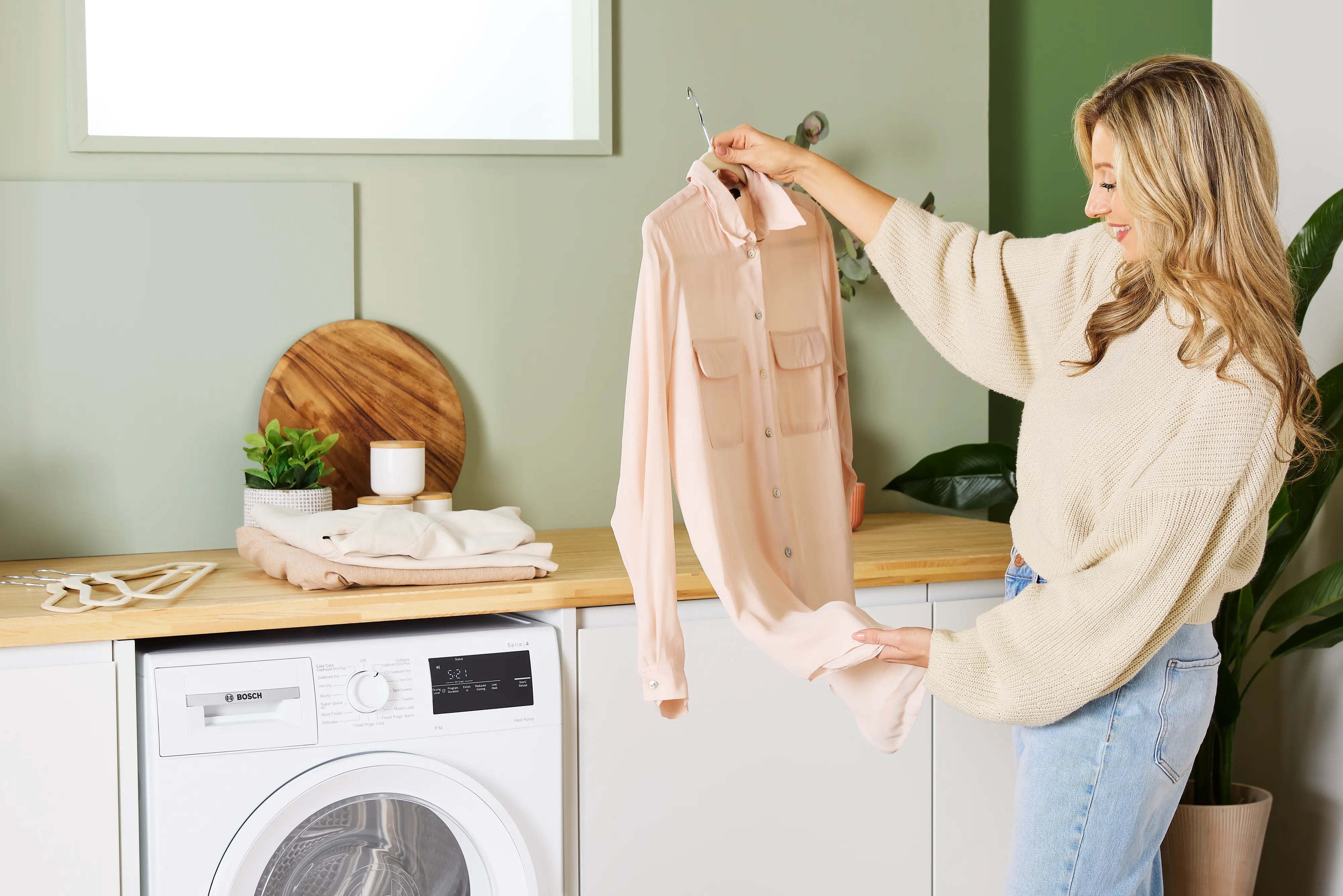 Bosch Series 4 Heat pump tumble dryer - WTH85225GB