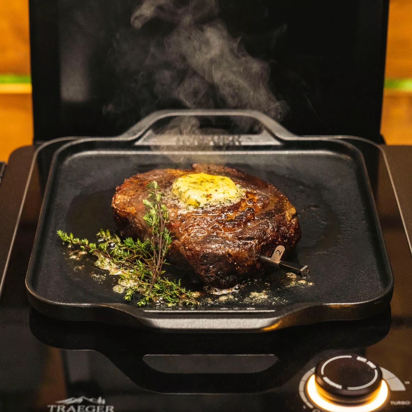 Traeger Traeger Induction Cast Iron Skillet