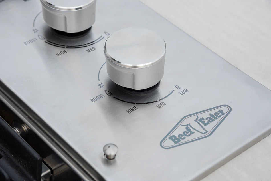 BeefEater Signature Proline Series - 6 Burner Roaster Built-In BBQSignature Proline Series - 6 Burner Roaster Built-In BBQ