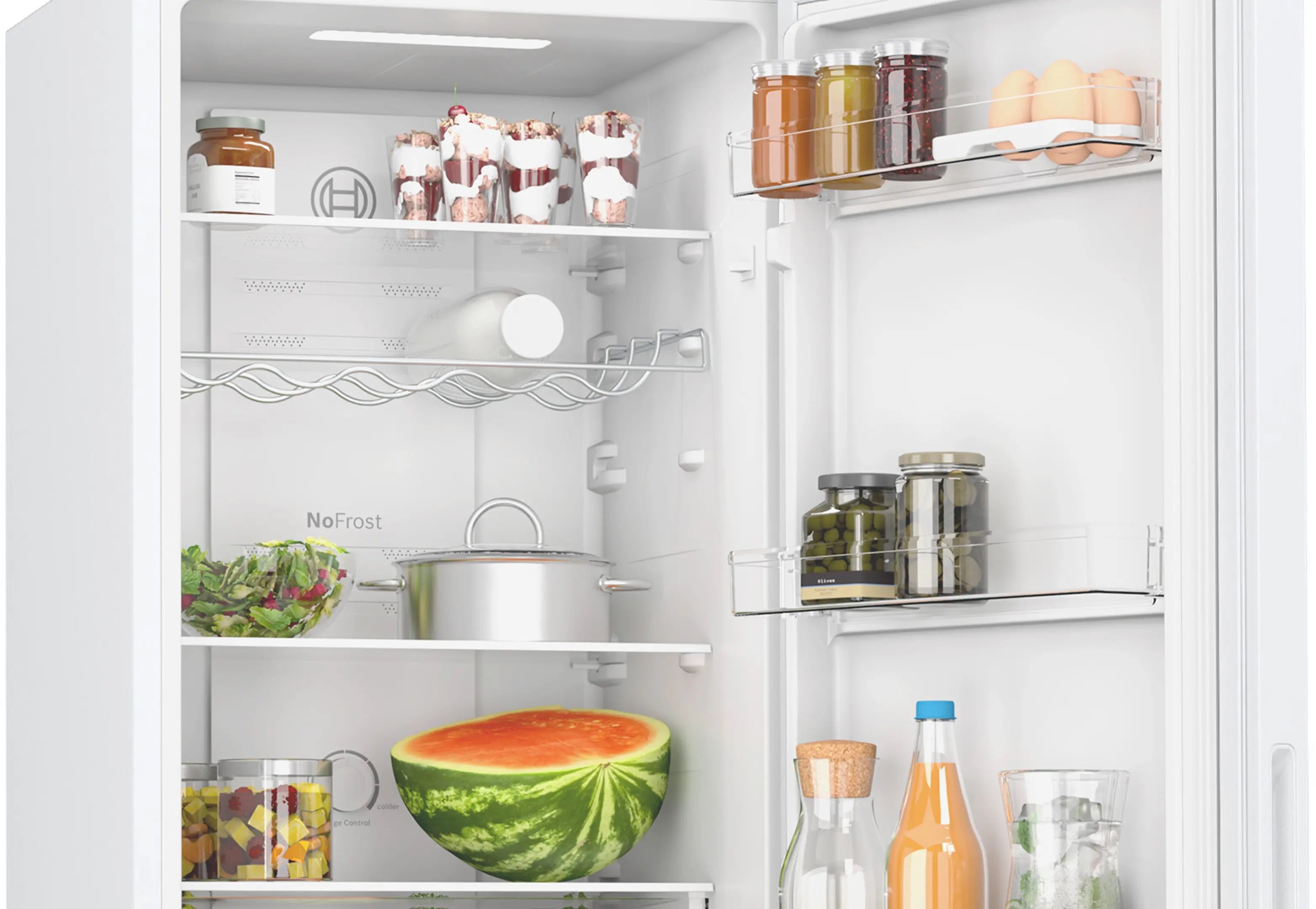 Bosch Series 2 Free-standing fridge-freezer with freezer at bottom 182.4 x 55 cm White - KGN27NWEAG