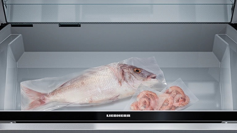 Liebherr Monolith Bottom Freezer Refrigerator - ECBN 9471 BioFresh NoFrost