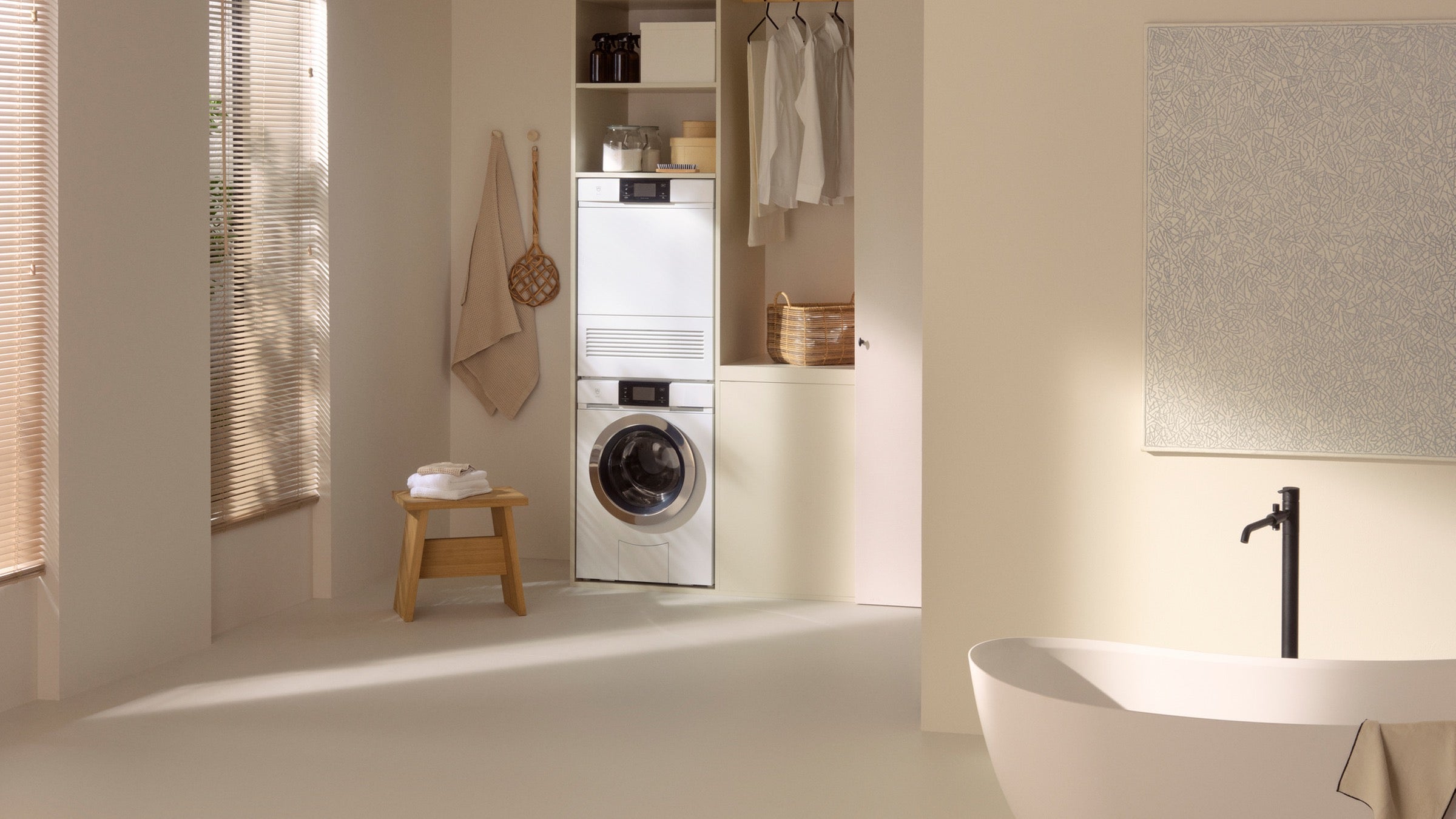 V-ZUG AdoraDry V6000 Heatt Pump Tumble Dryer - TDV6HPLH