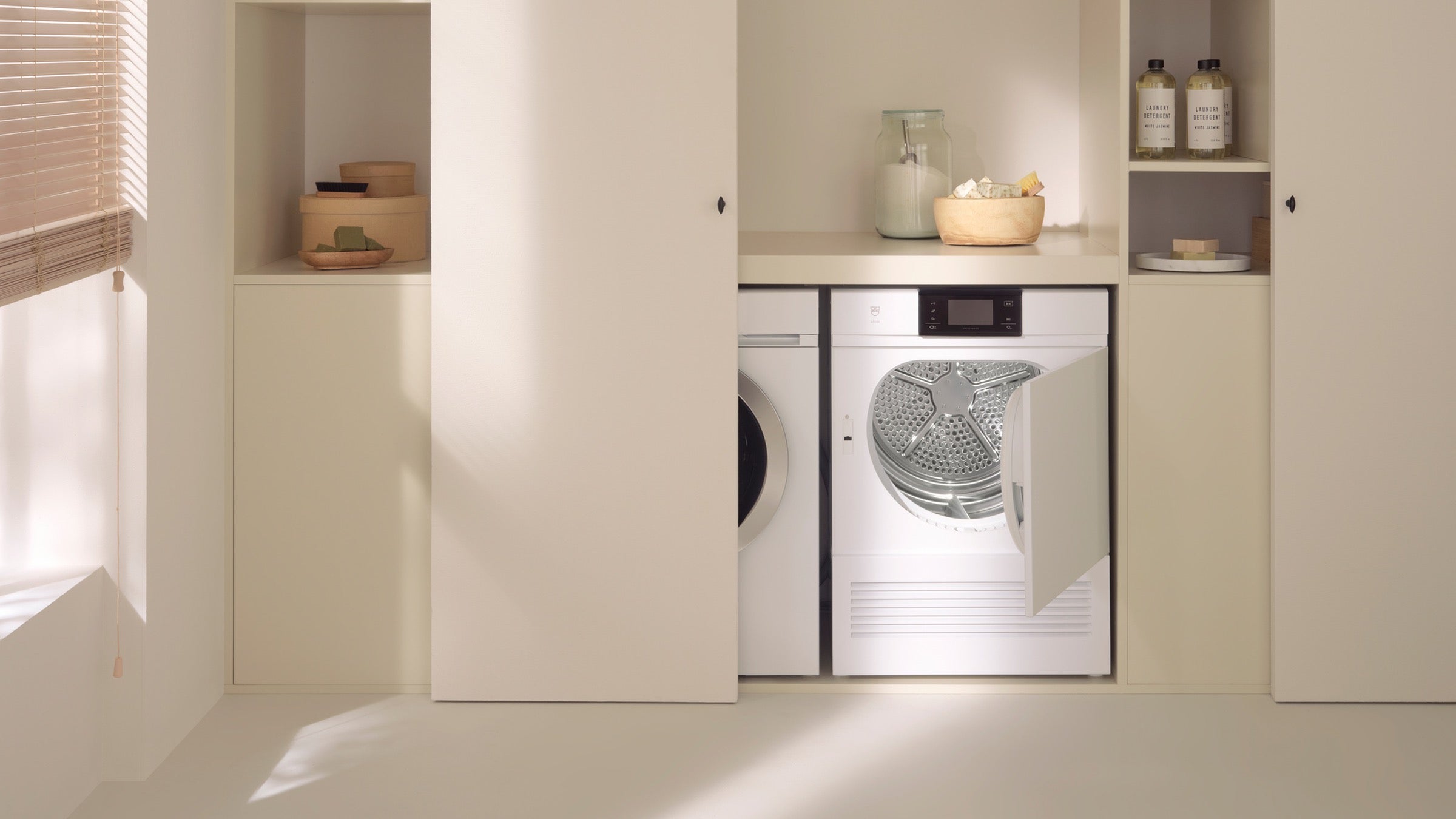 V-ZUG AdoraDry V6000 Heatt Pump Tumble Dryer - TDV6HPLH