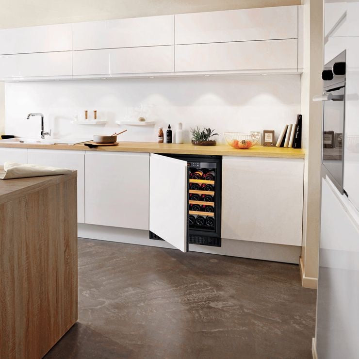 EuroCave Small wine serving cabinet, multi-temperature, which can be built-in - Compact