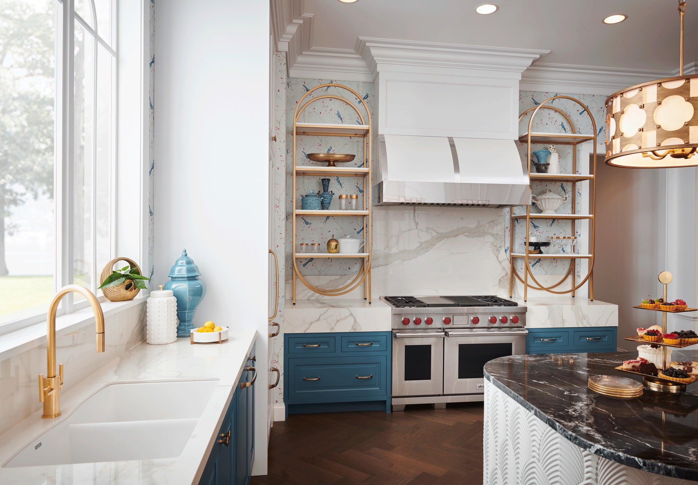 Wolf Dual Fuel Range, 4 Burner with Chargrill and Griddle ICBDF48450CG/S/P