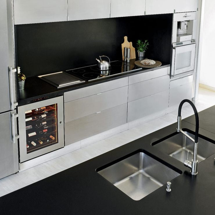 EuroCave Small wine serving cabinet, multi-temperature, which can be built-in and flush fitted - Inspiration