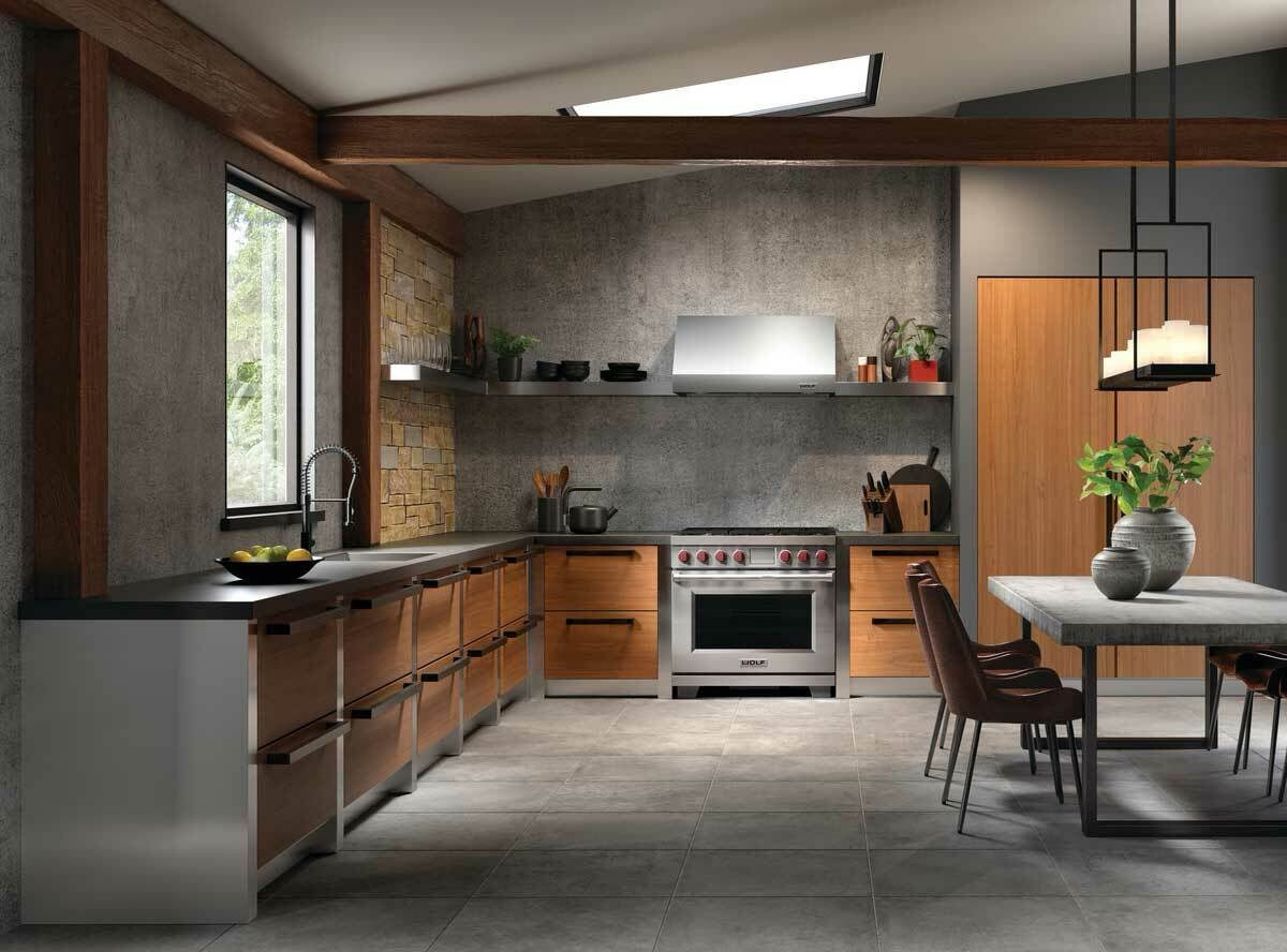 Wolf Dual Fuel Range, 6 Burner ICBDF36650/S/P