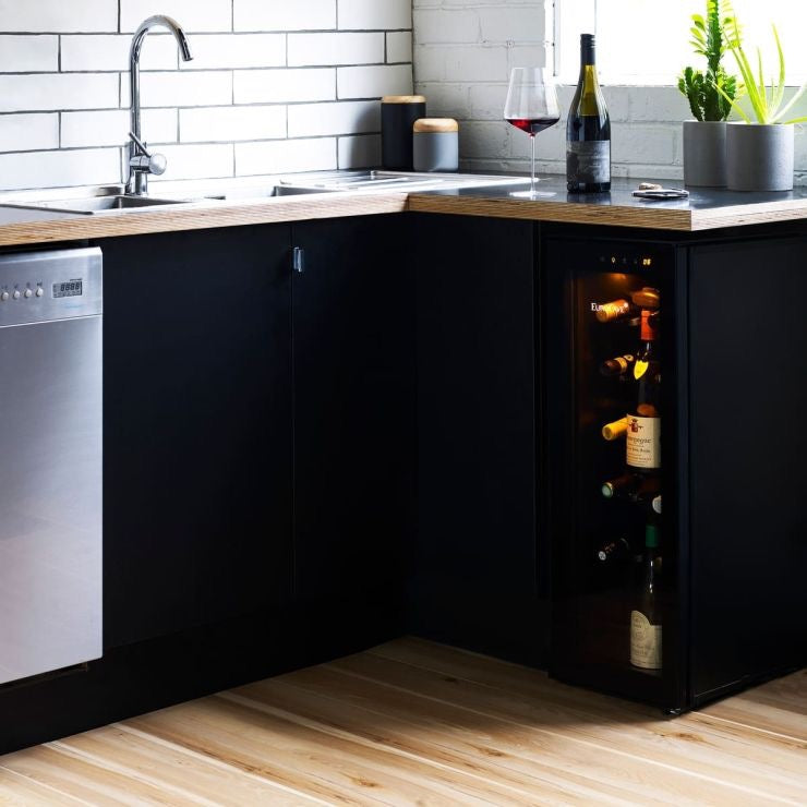 EuroCave 12-bottle wine bar - brings wine to the correct temperature and preserves open bottles