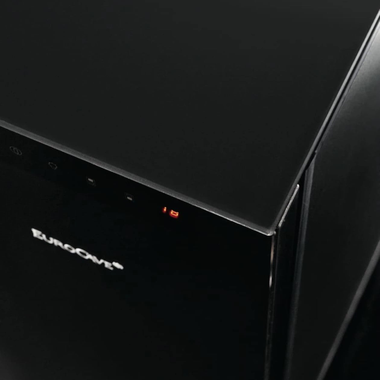 EuroCave 12-bottle wine bar - brings wine to the correct temperature and preserves open bottles