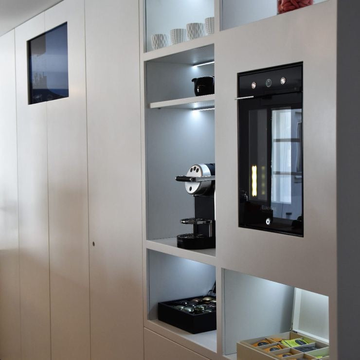EuroCave 2-bottle wine bar - brings wine to the correct temperature and preserves open bottles