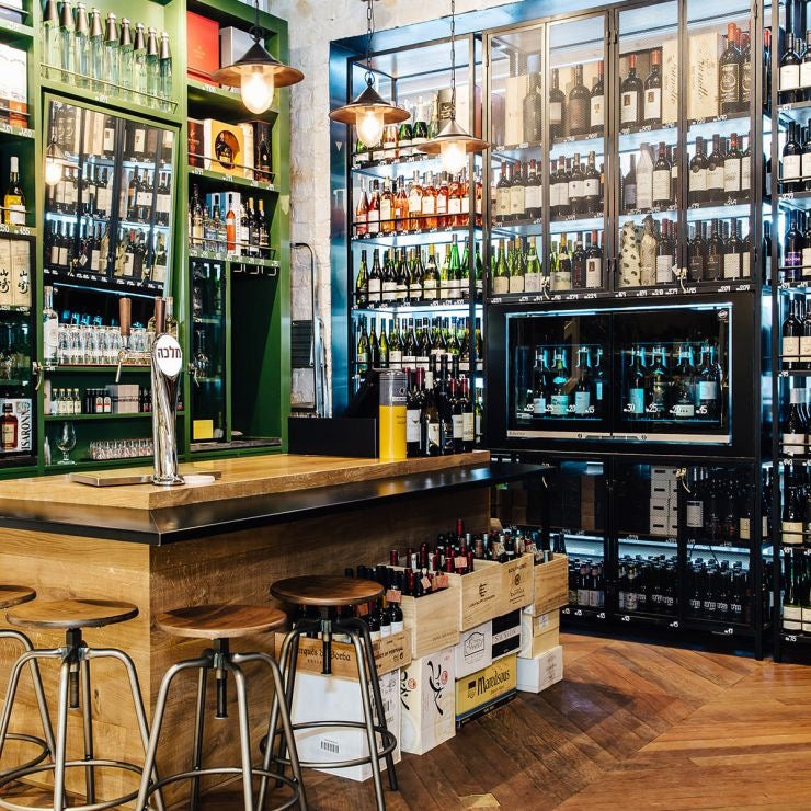EuroCave 8-bottle wine bar - brings wine to the correct temperature and preserves open bottles