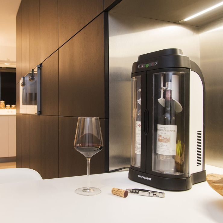 EuroCave Wine bar for private individuals - brings wine to the correct serving temperature and displays open bottles - 2 bottles.
