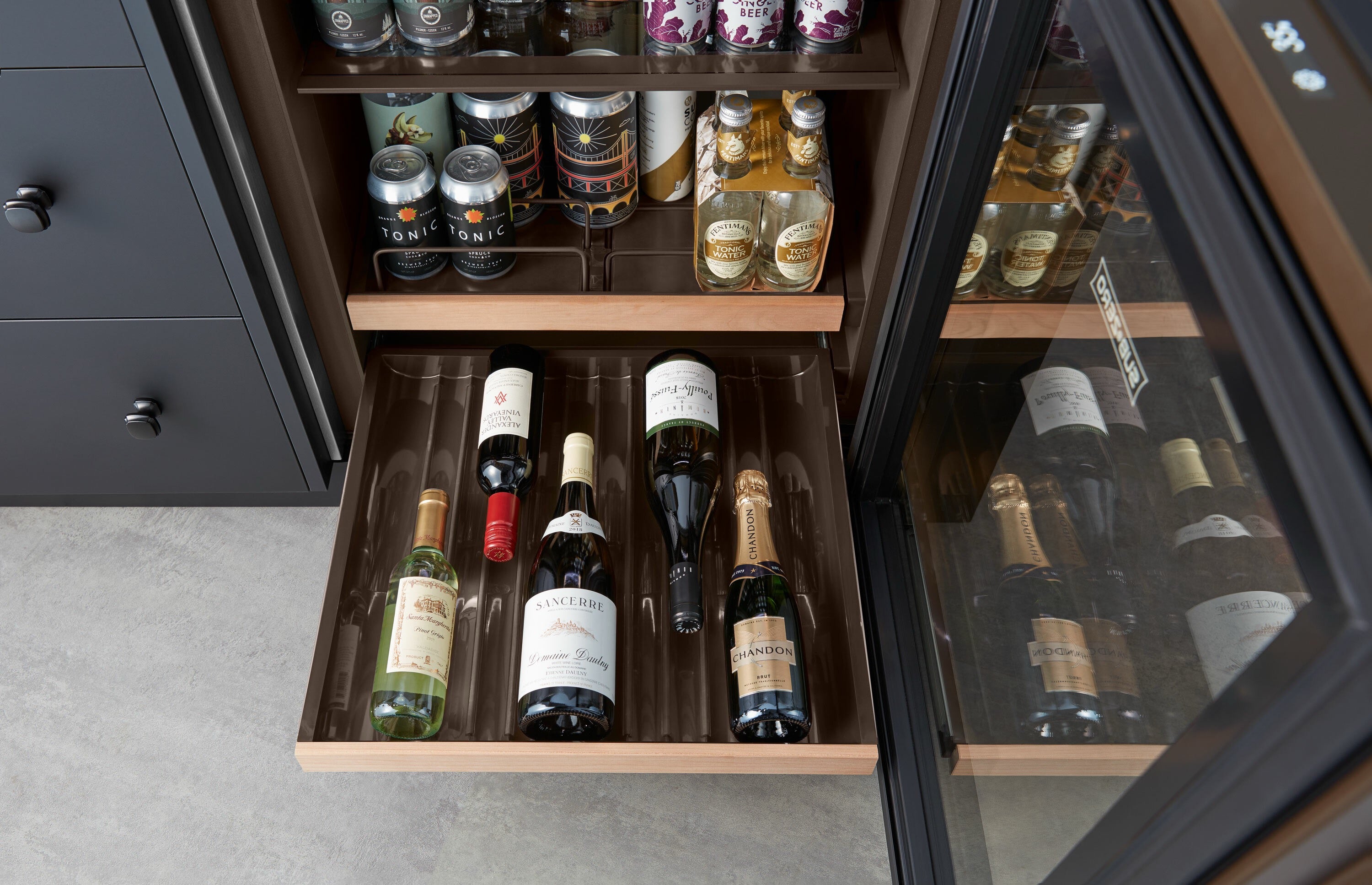 Sub-Zero Undercounter Beverage Centre ICBDEU2450BG