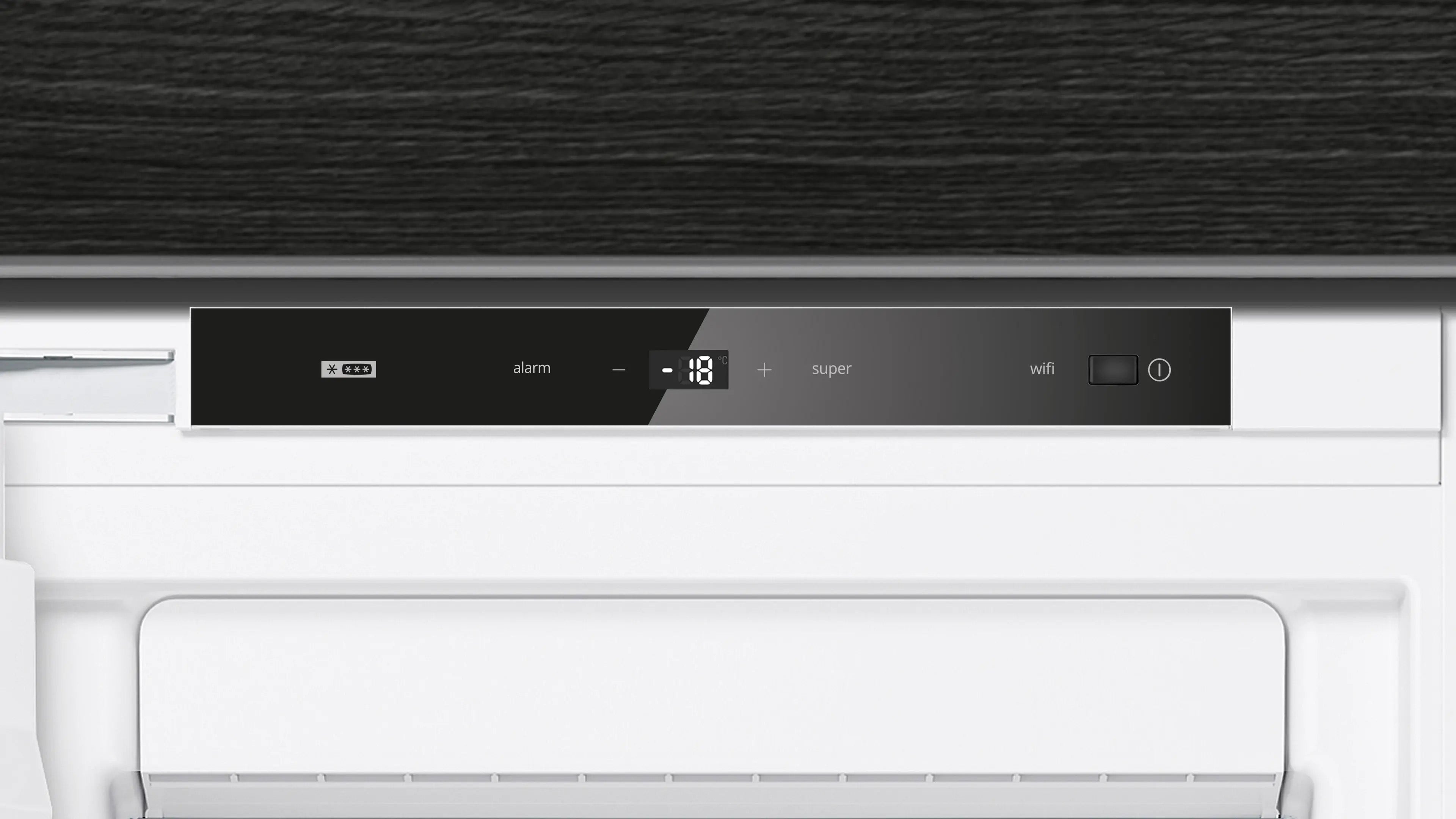 Siemens iQ700 Built-in freezer 177.2 x 55.8 cm soft close flat hinge - GI81NHNE0G